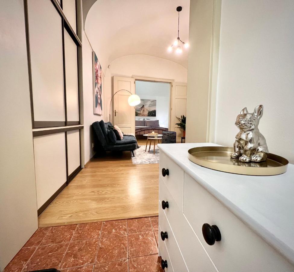 Elegant Apartment In Košice Buitenkant foto