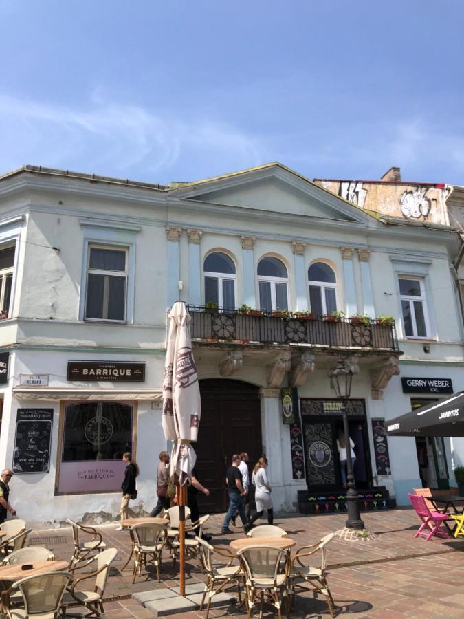 Elegant Apartment In Košice Buitenkant foto